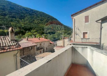 Balcone - Trilocale Via Caracena
 
45, Villetta Barrea - foto 4