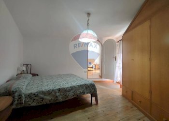 Camera / camera da letto - Trilocale Via Caracena
 
45, Villetta Barrea - foto 20