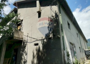 Edificio all\'aperto - Rustico Località Bella Veduta
 
1, Barrea - foto 3