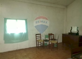 Sala da pranzo - Rustico Località Bella Veduta
 
1, Barrea - foto 10