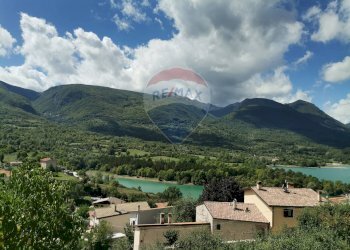 Vista delle montagne - Rustico Via Palombara
 
28, Barrea - foto 6