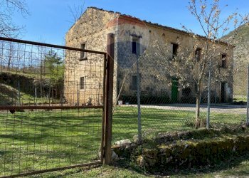 Casa all\'aperto - Rustic Località Sorgenti del Volturno
 
snc, Rocchetta a Volturno - photo 17