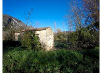 Edificio all\'aperto - Rustic Località Sorgenti del Volturno
 
snc, Rocchetta a Volturno - photo 28