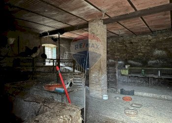 Scale - Rustic Località Sorgenti del Volturno
 
snc, Rocchetta a Volturno - photo 46