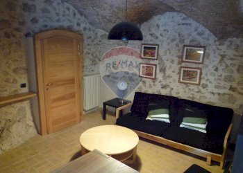 Soggiorno - Quadrilocale Via G. B. Antonucci
 
1, Civitella Alfedena - foto 5