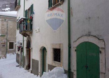 Edificio all\'aperto - Quadrilocale Via G. B. Antonucci
 
1, Civitella Alfedena - foto 10