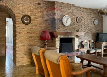 Sala da pranzo - Independent house Via Strada Provinciale
 
11, Rocchetta a Volturno - photo 8