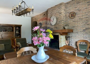 Sala da pranzo - Independent house Via Strada Provinciale
 
11, Rocchetta a Volturno - photo 17