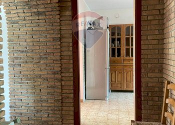 Hall / corridoio - Independent house Via Strada Provinciale
 
11, Rocchetta a Volturno - photo 47