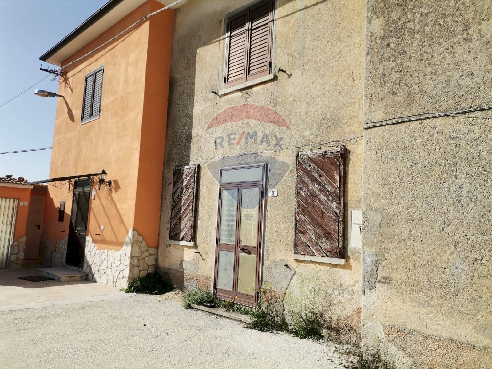 Casa all\'aperto - Casa indipendente Via Pietransieri
 
3, Ateleta - foto 3