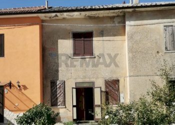 Casa all\'aperto - Independent house Via Pietransieri
 
3, Ateleta - photo 1