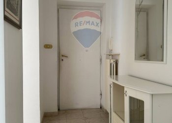 Hall / corridoio - Quadrilocale Via Giuseppe Mazzini
 
3, Rocchetta a Volturno - foto 6