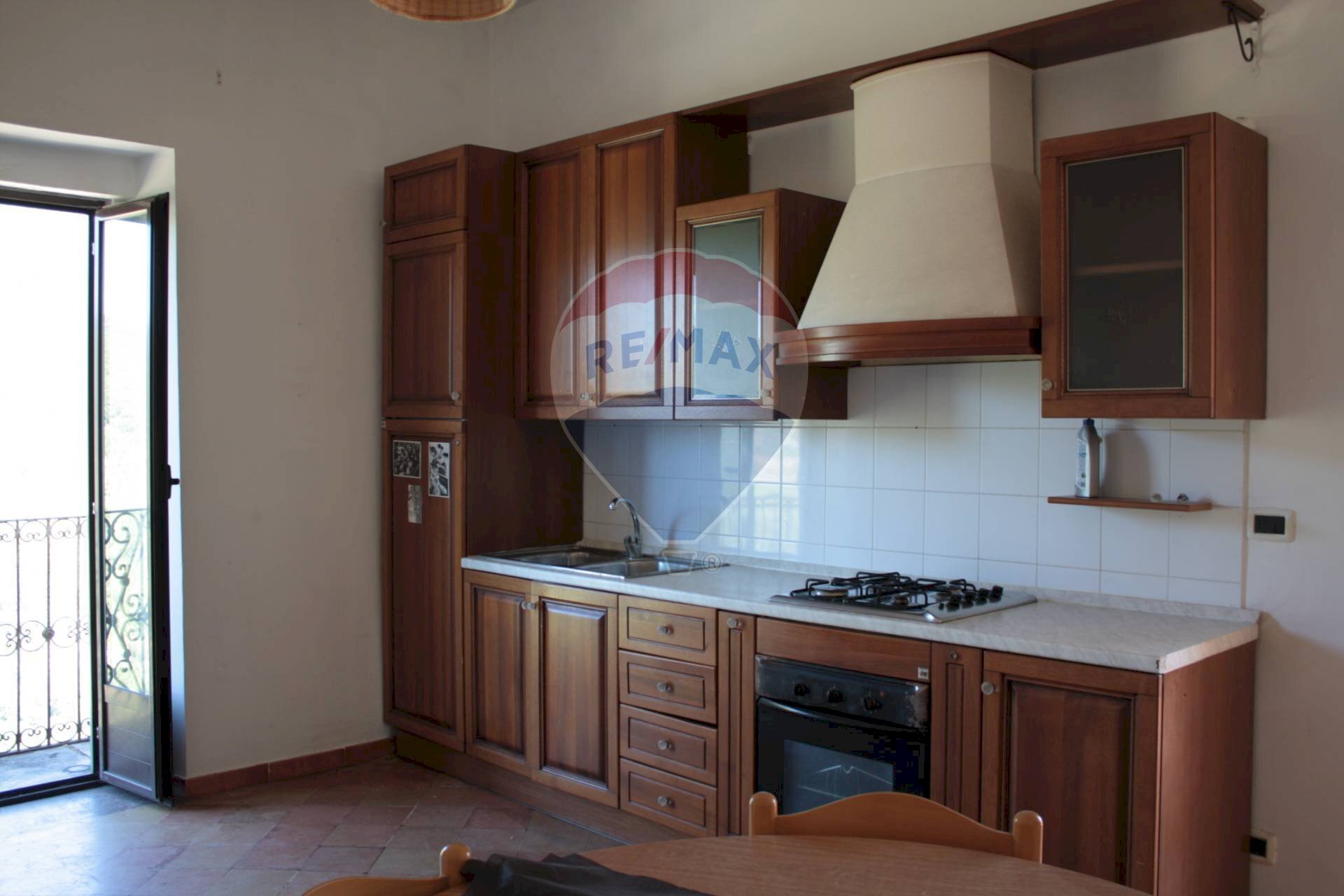 Cucina - Casa semi indipendente Piazza Vittorio Emanuele III
 
4, Castel San Vincenzo - foto 2