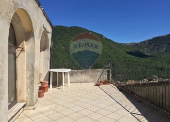 Terrazza - Casa semi indipendente Piazza Vittorio Emanuele III
 
4, Castel San Vincenzo - foto 7