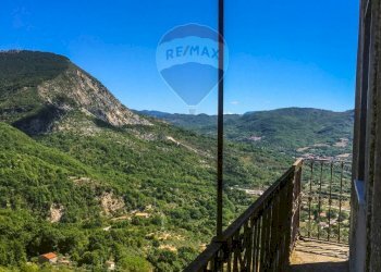 Balcone - Casa semi indipendente Piazza Vittorio Emanuele III
 
4, Castel San Vincenzo - foto 11