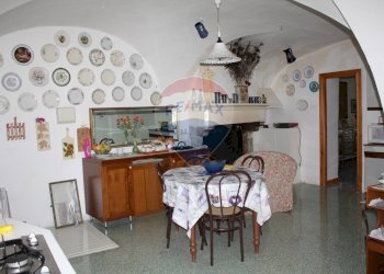 Cucina - Casa semi indipendente Piazza Vittorio Emanuele III
 
4, Castel San Vincenzo - foto 35