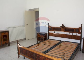 Camera / camera da letto - Casa semi indipendente Piazza Vittorio Emanuele III
 
4, Castel San Vincenzo - foto 59