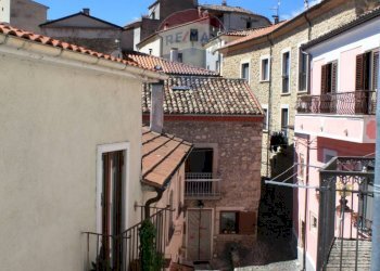 Edificio all\'aperto - Casa semi indipendente Piazza Vittorio Emanuele III
 
4, Castel San Vincenzo - foto 60