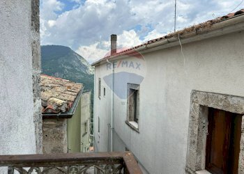 Casa all\'aperto - Casa semi indipendente Piazza Vittorio Emanuele III
 
4, Castel San Vincenzo - foto 77