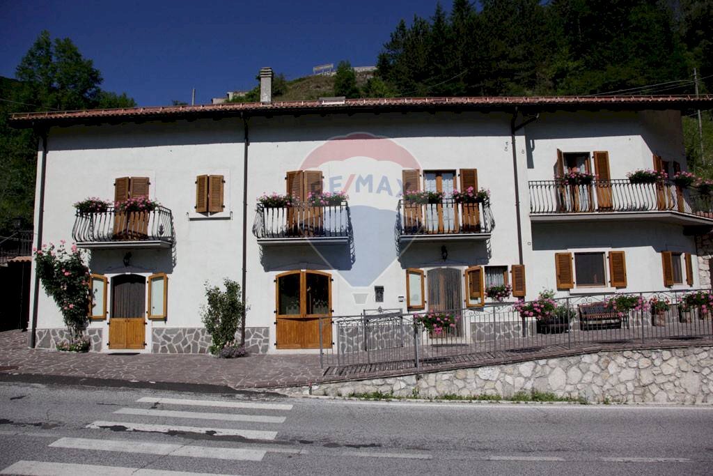 Casa all\'aperto - Hotel Via Marsicana, Opi - foto 1