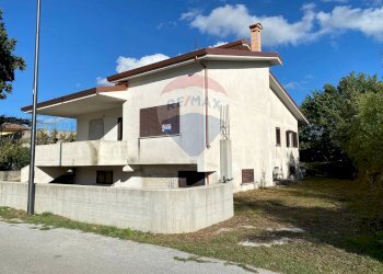 Casa all\'aperto - Villa Via Cannavinella
 
snc, Rocchetta a Volturno - photo 12