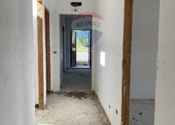 Hall / corridoio - Villa Via Cannavinella
 
snc, Rocchetta a Volturno - photo 65