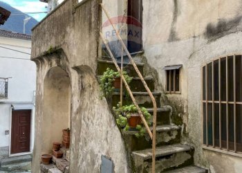 Scale - Casa indipendente Via Sant'Antonio
 
28, Colli a Volturno - foto 4