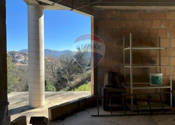 Edificio all\'aperto - Trilocale Via Leonardo Da Vinci, Montaquila - foto 25