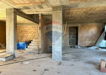 Parcheggio - Trilocale Via Leonardo Da Vinci, Montaquila - foto 30