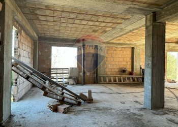 Scale - Trilocale Via Leonardo Da Vinci, Montaquila - foto 32