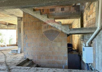 Edificio all\'aperto - Trilocale Via Leonardo Da Vinci, Montaquila - foto 33