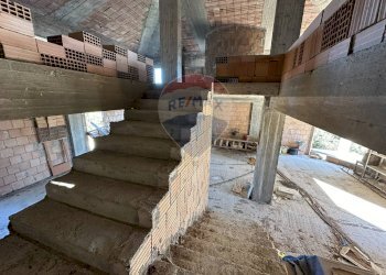 Scale - Trilocale Via Leonardo Da Vinci, Montaquila - foto 37