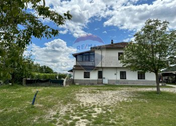 Casa all\'aperto - Casa semi indipendente Località Colle, Colli a Volturno - foto 1