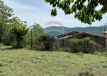 Vista delle montagne - Independent house Via Vicolo Cappella
 
snc, Rocchetta a Volturno - photo 56