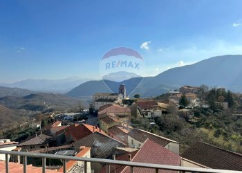 Vista delle montagne - Casa semi indipendente Via Buonconsiglio
 
snc, Scapoli - foto 24