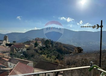 Vista delle montagne - Casa semi indipendente Via Buonconsiglio
 
snc, Scapoli - foto 25