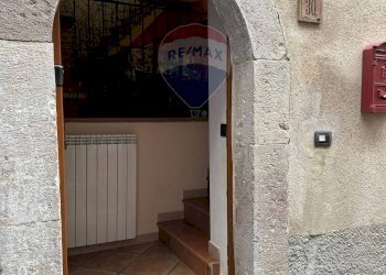 Ingresso abitazione - Casa semi indipendente Via Buonconsiglio
 
snc, Scapoli - foto 42