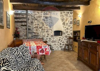 Soggiorno - Casa semi indipendente Via Buonconsiglio
 
snc, Scapoli - foto 5