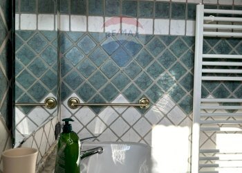 Dettagli - Casa semi indipendente Via Buonconsiglio
 
snc, Scapoli - foto 24