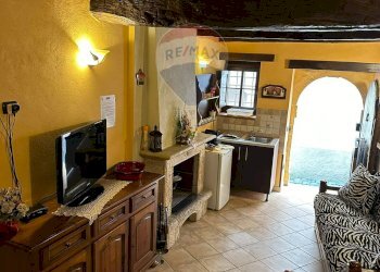 Soggiorno - Casa semi indipendente Via Buonconsiglio
 
snc, Scapoli - foto 45