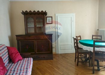 Sala da pranzo - Trilocale Via Nazionale
 
13, Civitella Alfedena - foto 5