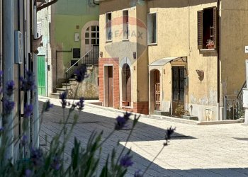 Casa all\'aperto - Casa semi indipendente Corso John Kennedy
 
snc, Scapoli - foto 2