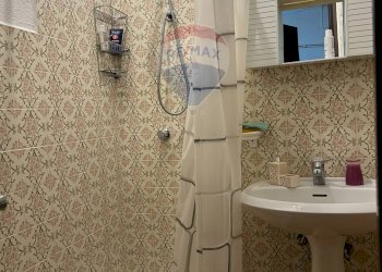 Bagno - Casa semi indipendente Corso John Kennedy
 
snc, Scapoli - foto 16