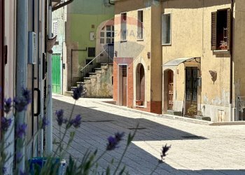 Edificio all\'aperto - Casa semi indipendente Corso John Kennedy
 
snc, Scapoli - foto 54