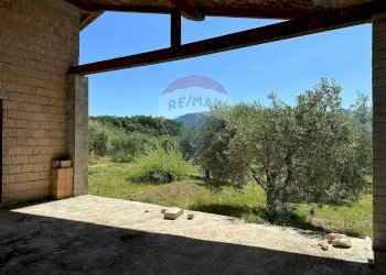 Vista delle montagne - Casa indipendente Via Botticelli
 
snc, Montaquila - foto 16