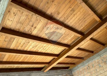 Dettagli - Casa indipendente Via Botticelli
 
snc, Montaquila - foto 24