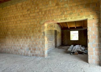 Parcheggio - Casa indipendente Via Botticelli
 
snc, Montaquila - foto 29