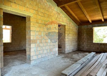 Non correlato - Casa indipendente Via Botticelli
 
snc, Montaquila - foto 33