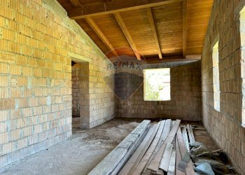 Non correlato - Casa indipendente Via Botticelli
 
snc, Montaquila - foto 34