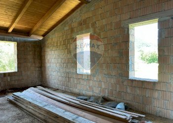 Non correlato - Casa indipendente Via Botticelli
 
snc, Montaquila - foto 37